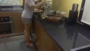 Istri Lagi Masak Di Eksekusi